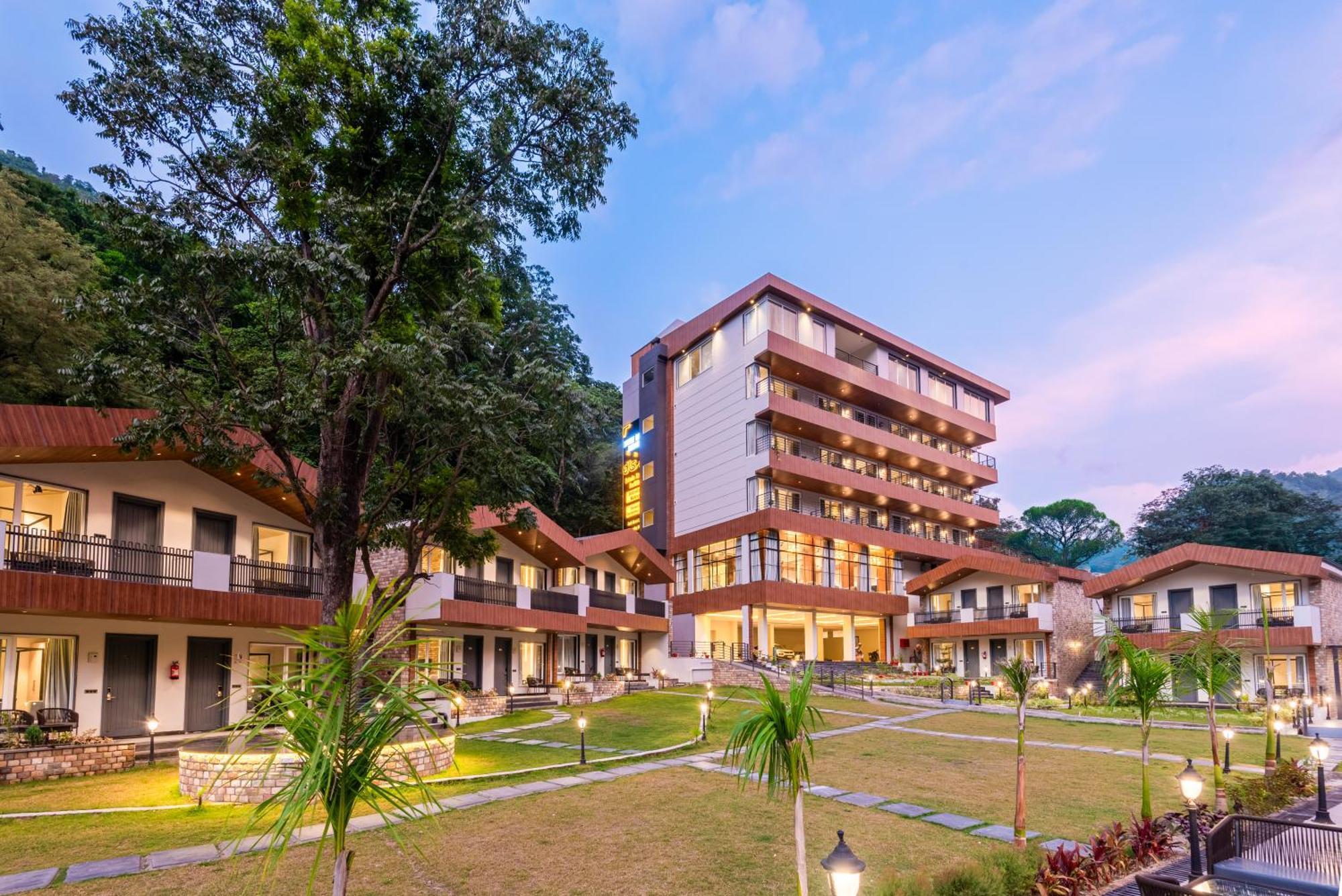 Dls Divine River Resort And Spa, Ришикеш Экстерьер фото