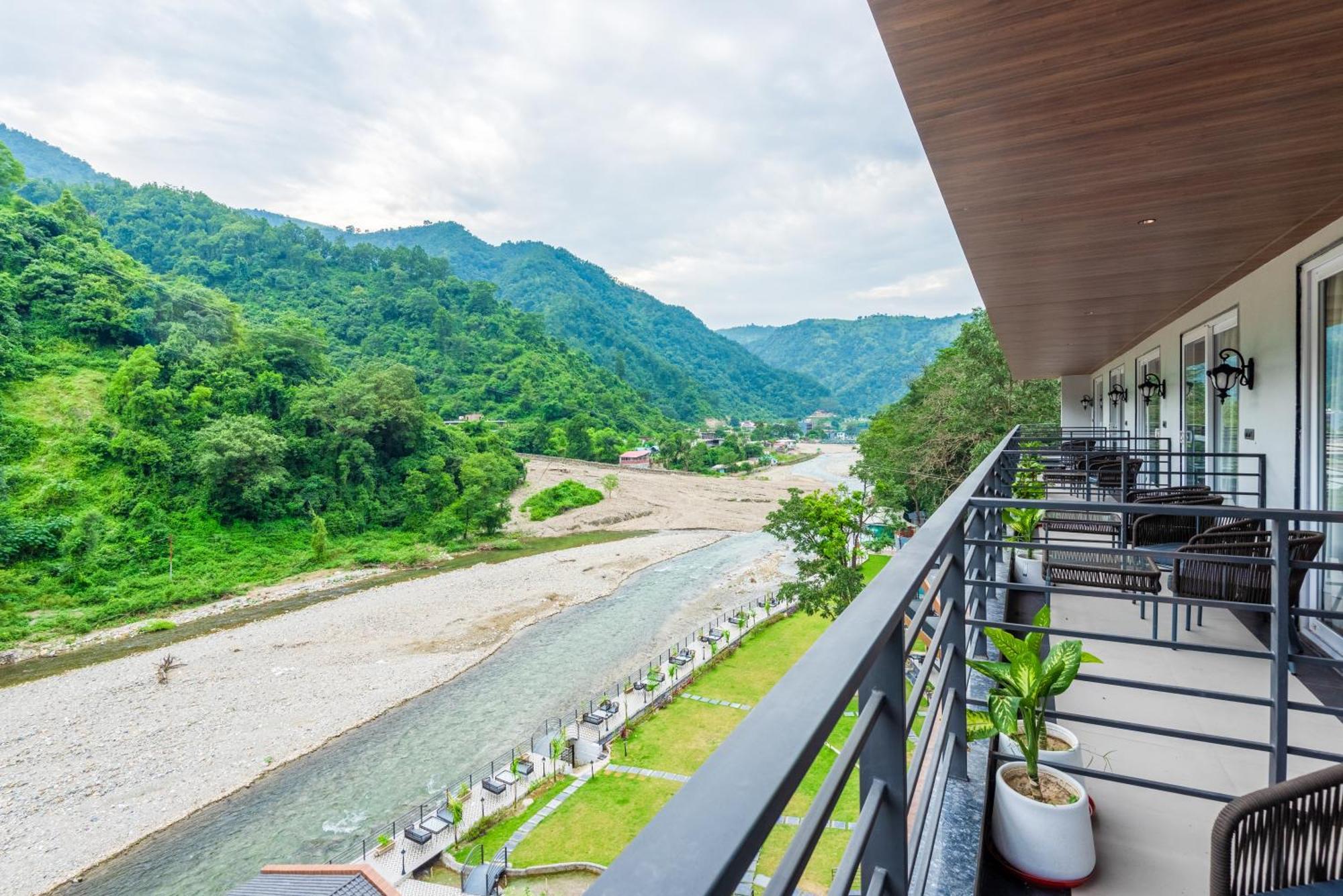 Dls Divine River Resort And Spa, Ришикеш Экстерьер фото