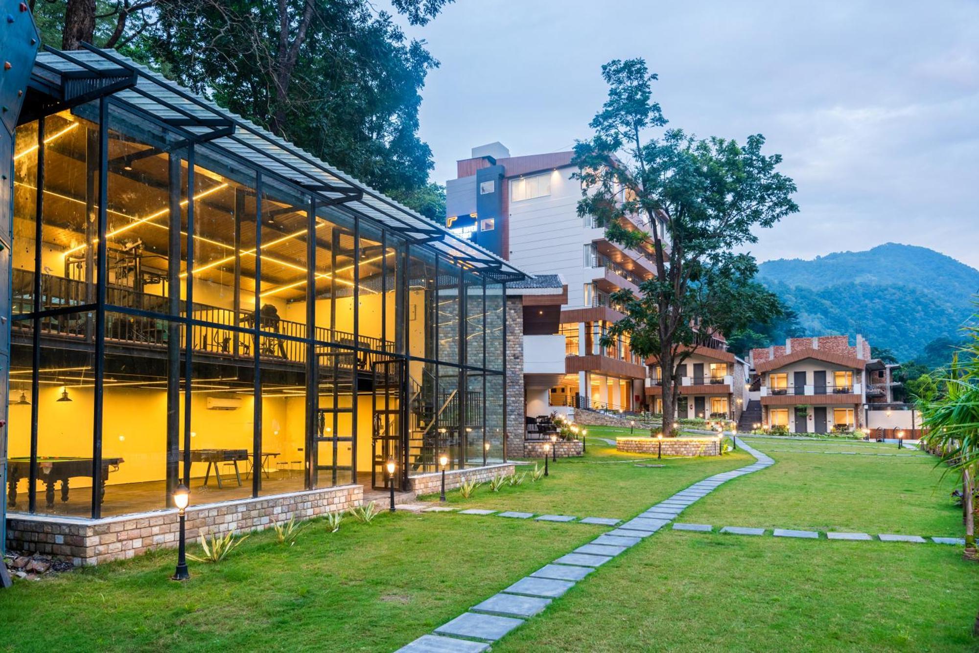 Dls Divine River Resort And Spa, Ришикеш Экстерьер фото