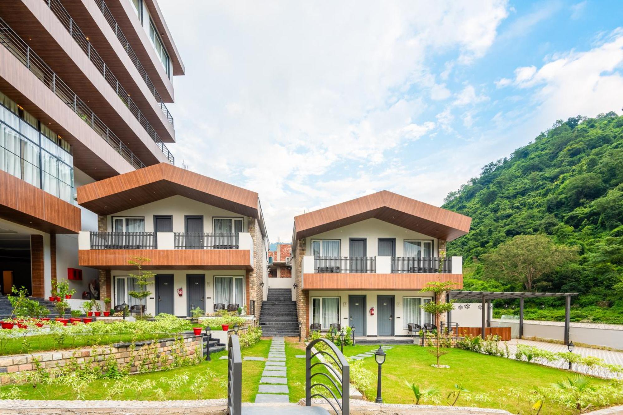 Dls Divine River Resort And Spa, Ришикеш Экстерьер фото