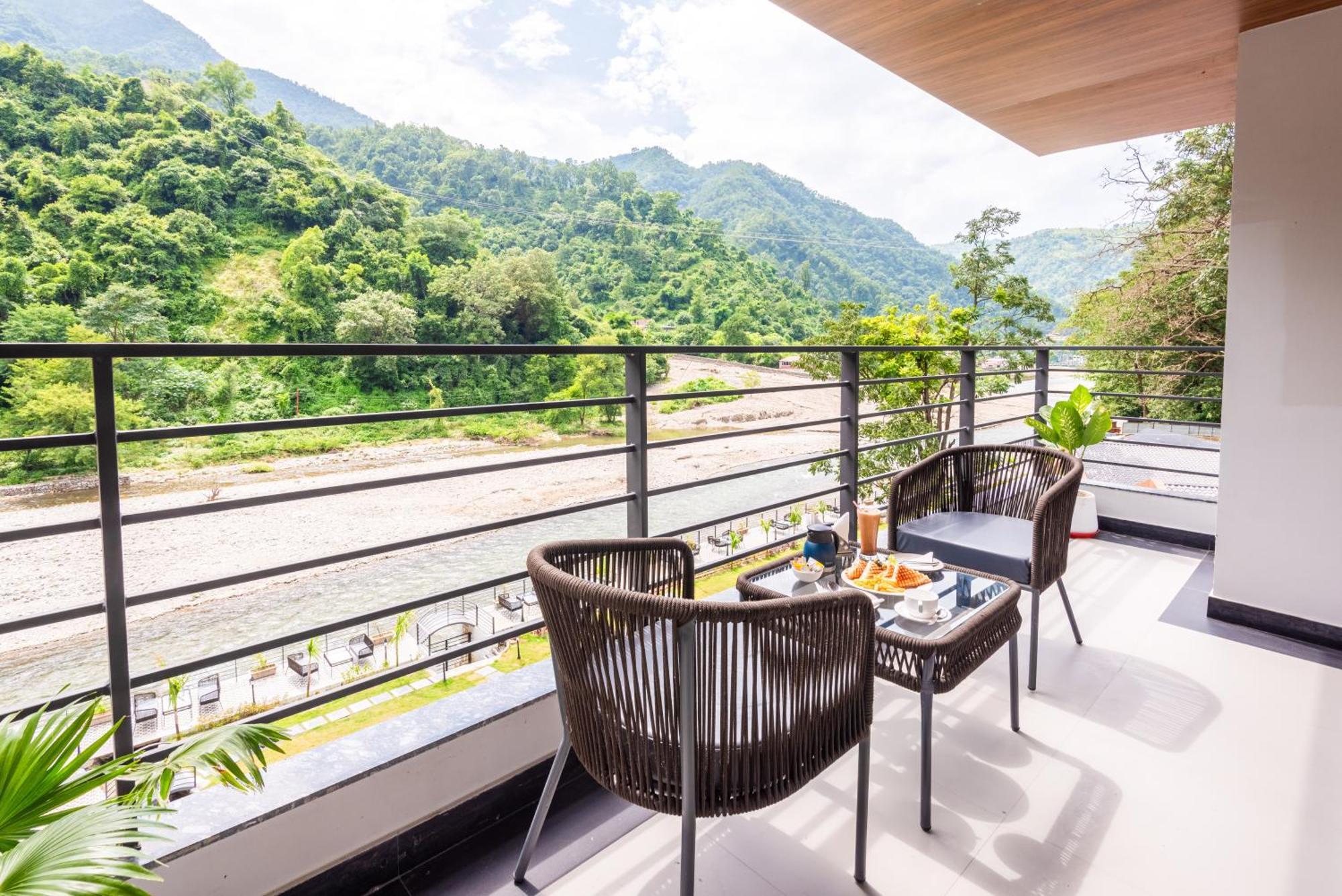 Dls Divine River Resort And Spa, Ришикеш Экстерьер фото